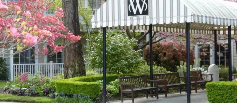 Feels Like Home at Tacoma’s Weatherly Inn